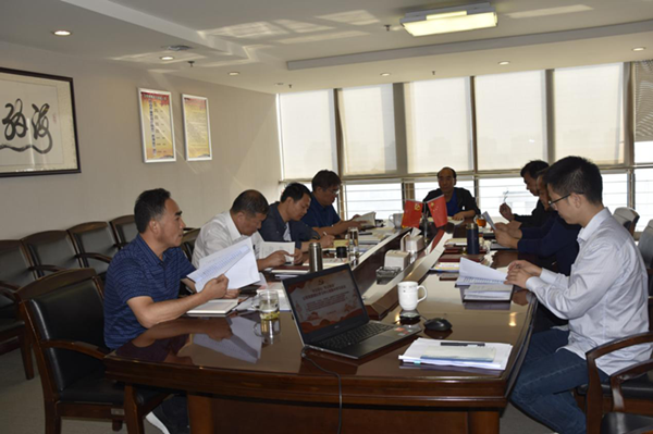 爱游戏在线登录官网-爱游戏(中国)召开“不忘初心、牢记使命”主题教育党委理论学习中心组集中学习会议